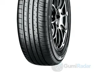 Yokohama BluEarth-XT AE61